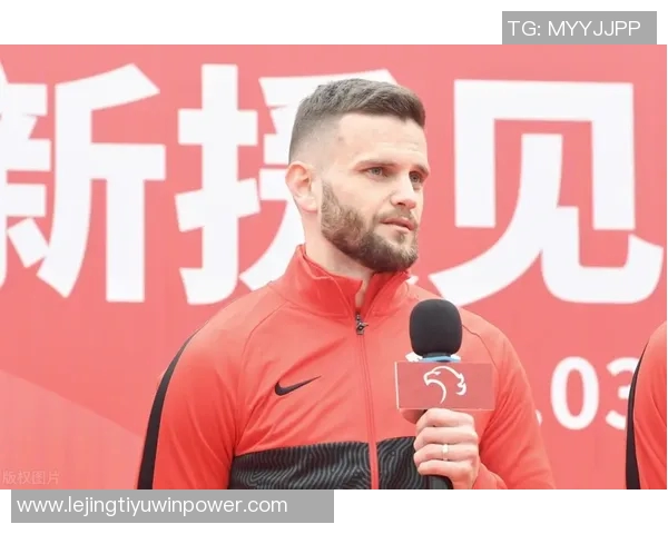 东体报道海港与周定洋在转会窗口期间未有接触的最新动态分析